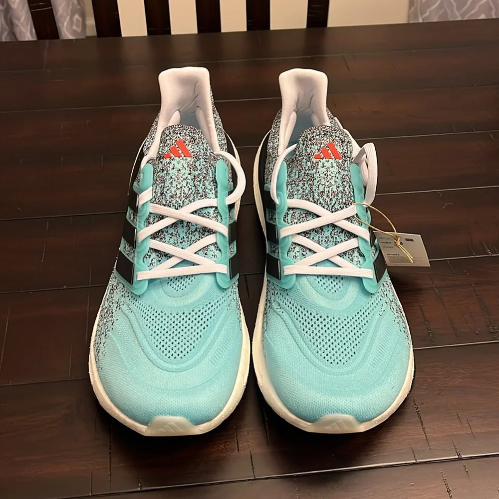 Adidas Ultraboost Light Boost Shoes Sneakers new Aqua IE1694 Mens Size 16